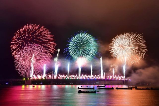 【2025釜山煙火節】釜山國際煙火節活動時間、地點、交通方式總整理 | 釜山廣安里海水浴場