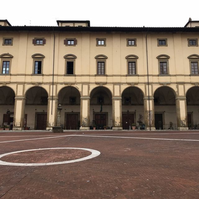  意大利 🔶Arezzo