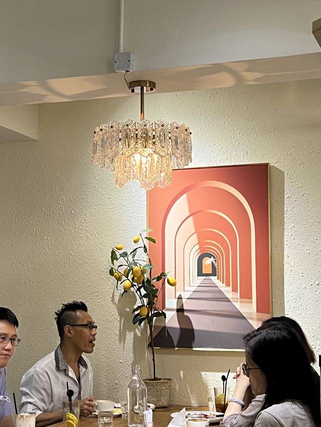 荔枝角工廈美食 INN