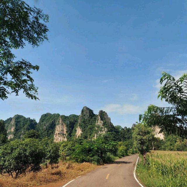ที่นี่...บ้านมุง  เนินมะปราง 