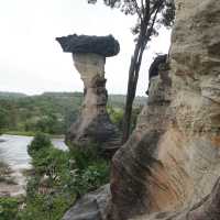 เที่ยวชมอุทยานแห่งชาติ ติดกับพรมแดนประเทศลาว