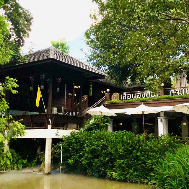 เฮือนฮังต่อ จุดเช็คอินที่ทุกคนต้องแวะเมื่อมาน่าน
