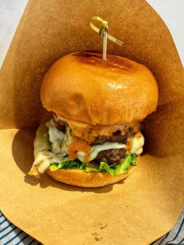 必食足料漢堡🍔