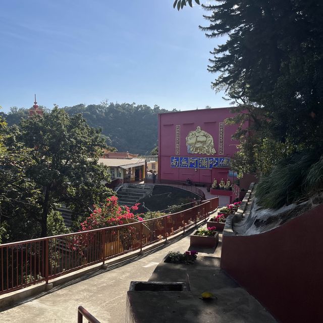 Ten Thousand Buddhas Monastery