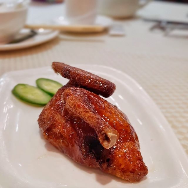 最平套餐都有鮑魚遼參｜陶源