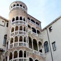 威尼斯旋轉樓梯觀景台～蝸牛宮