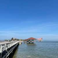 เกาะลอย ศรีราชา ชลบุรี