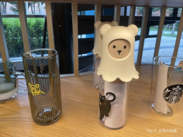 星巴克新竹動物園門市 特色造型還有紀念商品絕對值得來