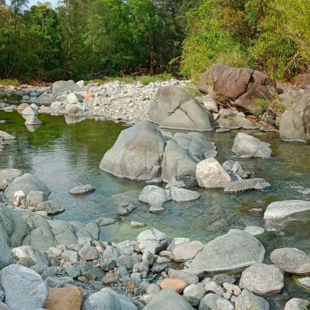 Pinaglabanan River the Enchanted River