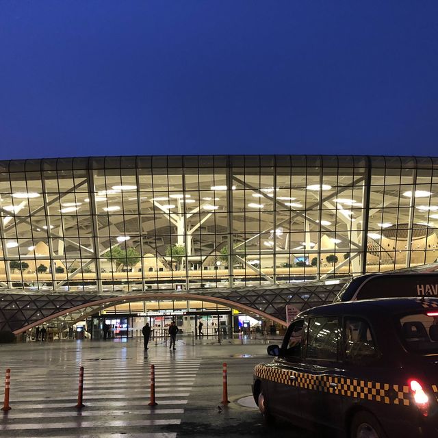 Magnificent Airport 