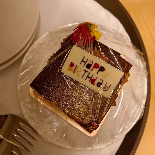 聖誕好去處帝苑酒店、頂樓花園和游泳池、看夜景！