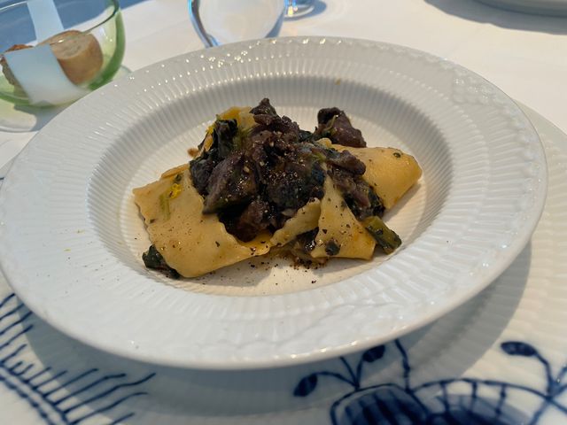 エレガントな店内で、美味しいランチを💓
