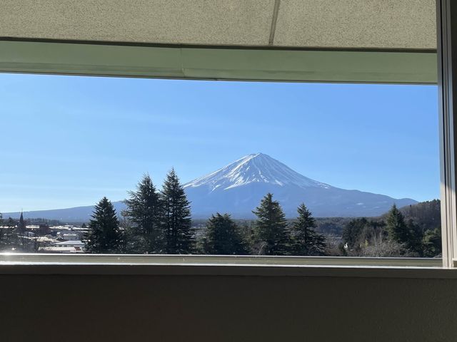 四周環境清幽嘅Fuji View Hotel🗻
