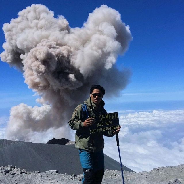 SEMERU MOUNTAIN