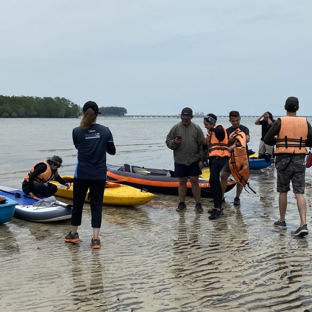 Kayak & exploring Bagan Lalang 
