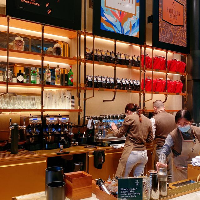 Milano Starbucks Reserve