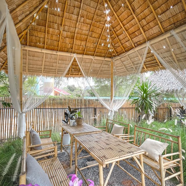 นาเขา คาเฟ่ BY Landbreeze resort เขาใหญ่