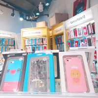 🤗유니크한 케이스📱 상점에 애니메이션🎨을 곁들인 