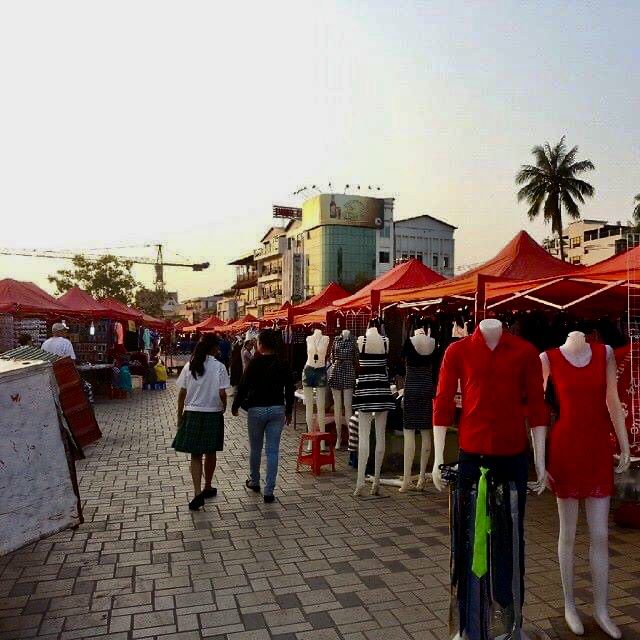 Vientiane Night market 