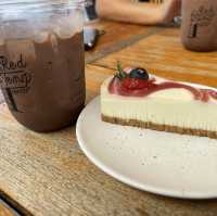 Rad Temp Coffee : ร้านกาแฟริมทะล@บางแสน