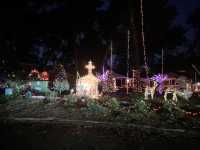 Christmas Village Light- Drive thru 