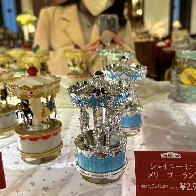 오타루의 크리스마스 분위기 가득한 상점들 🎄