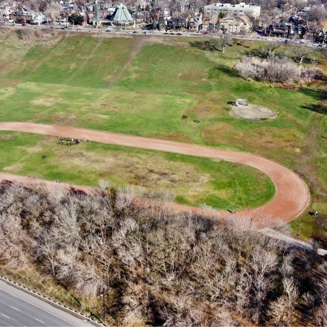 Riverdale Park East in Broadview, Toronto🇨🇦