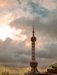 Shanghai’s Iconic Towers… Closer 🌇🌃✨
