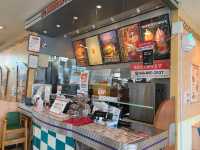 【沖縄】人気ハンバーガー店「A&W」！
