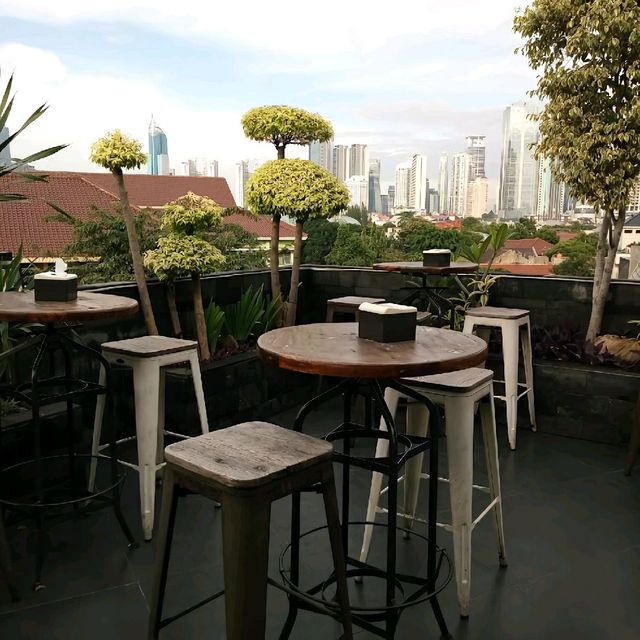 Upstairs Rooftop Cafe
