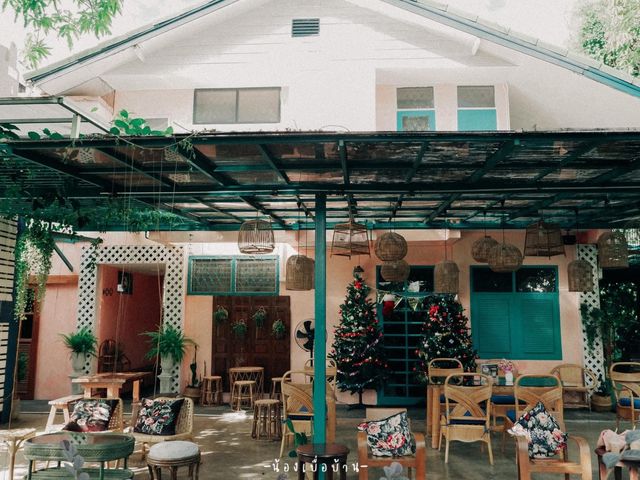 Fhoong Cafe หน้าหนาว​ ได้บรรยากาศฟุ้งๆ