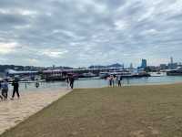 從觀塘海濱公園欣賞維港