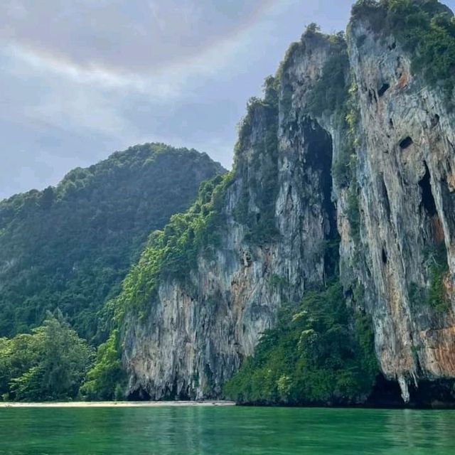 เที่ยวเกาะเหลาเหลียง​ จังหวัดตรัง