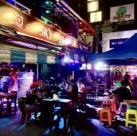 Experience nightlife at Khao San Road 