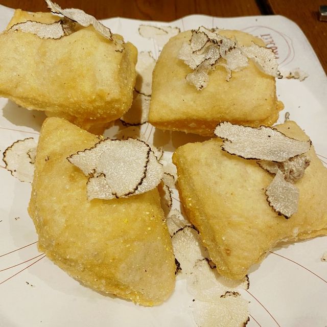 "灣仔特色pizza"