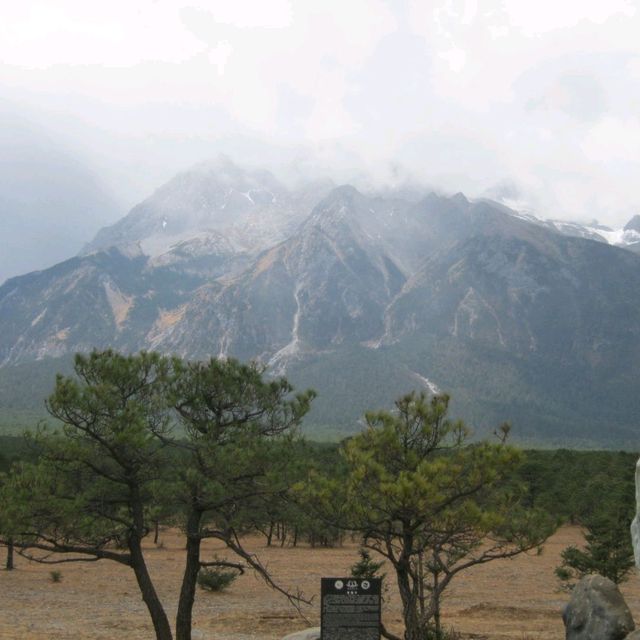 Yulong Snow Mountain 