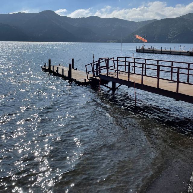 【箱根】箱根園ステージから見える芦ノ湖