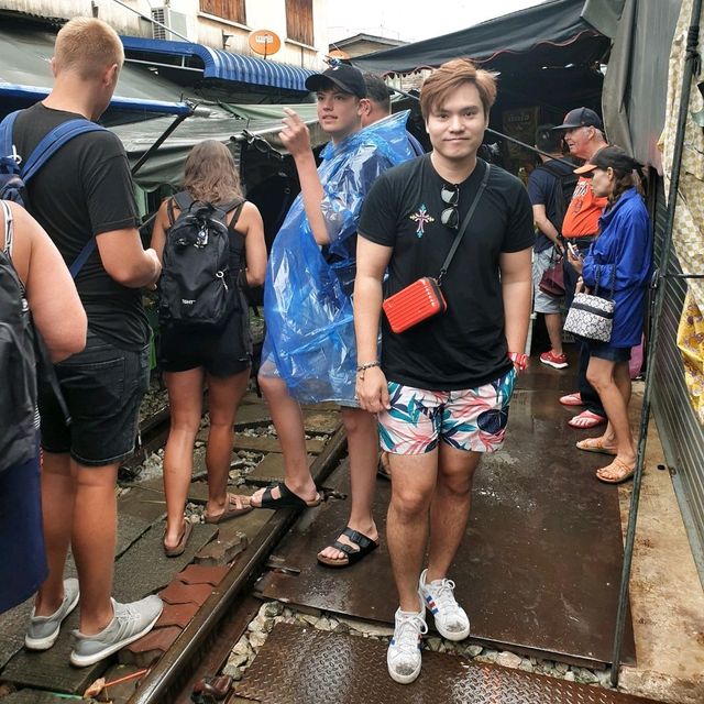__🚂__สถานีรถไฟแม่กลอง__🚂__