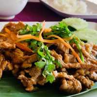 นึ่งไก่เมืองเหนือสมุนไพรรสเด็ด นครลำปาง