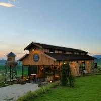 Rustic Market Trawas