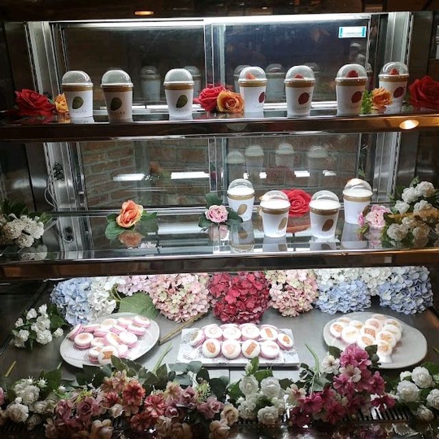 #ร้าน The Blooming Gallery คาเฟ่