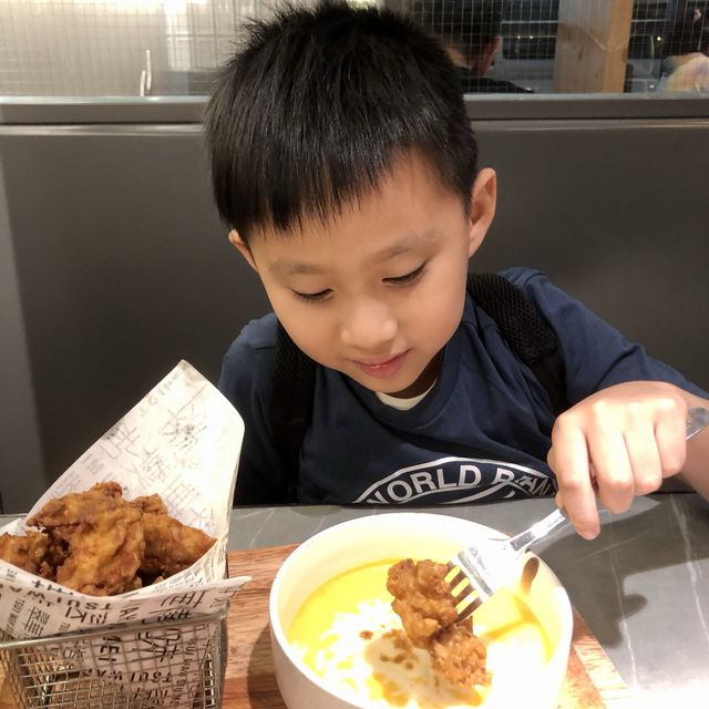 食盡土瓜灣•機械人餐廳