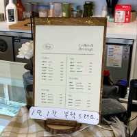 잔잔한 오션뷰와 즐기는 커피한잔!