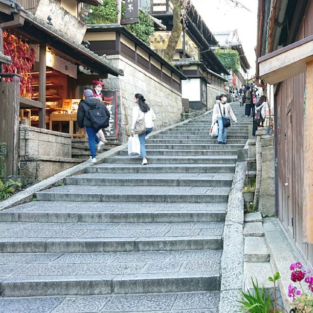 京都 二年坂(二寧坂) 三年坂(産寧坂)