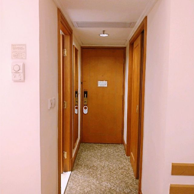 表裏不一的北角海逸酒店