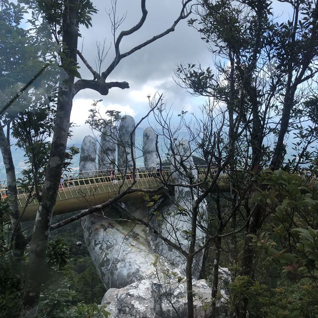 Amazing Golden Bridge 