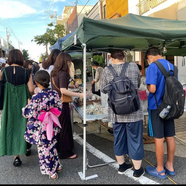 有名店シェシバタも出店！大人気のお祭り〜！