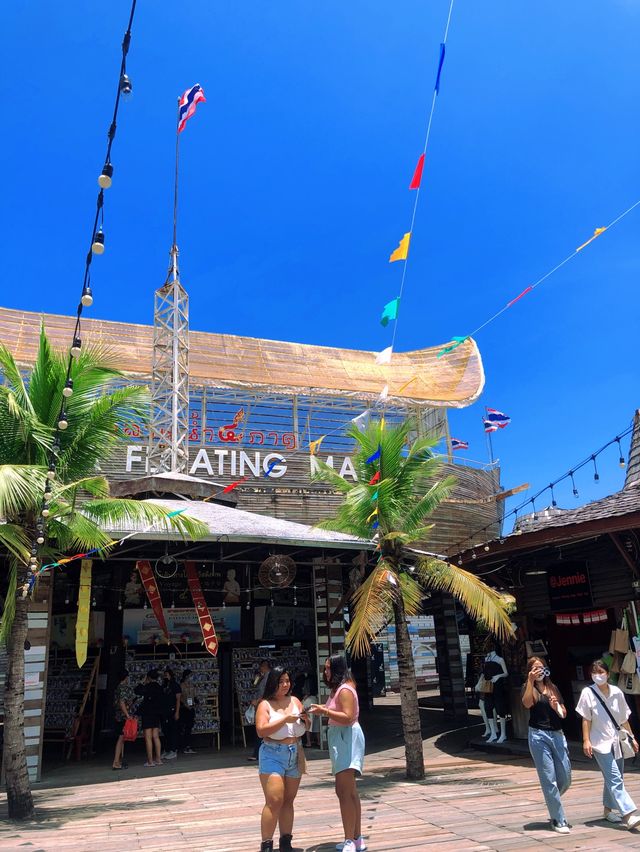 ตลาดน้ำกลางเมืองพัทยา🛶