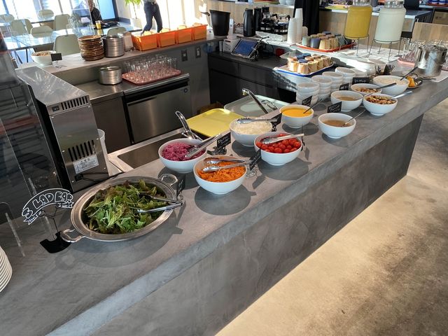 朝食は宿泊者のみ味わえる。Restaurant 『FORQ』