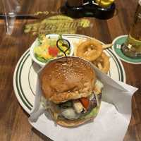 【横浜】グルメバーガー🍔ローラーコースト